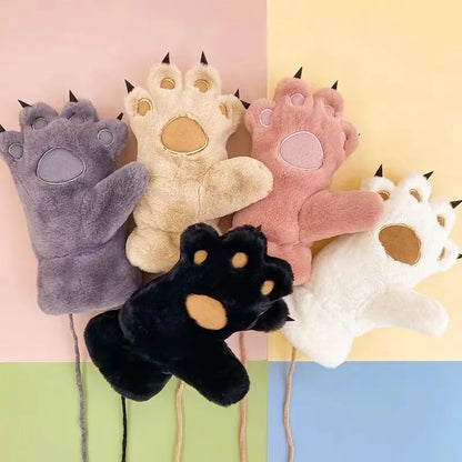 Guantes de peluche con forma de pata de oso: ¡calidez y encanto para tus manos!