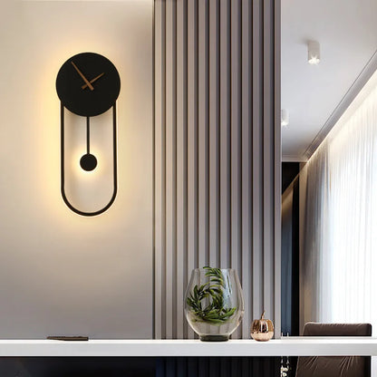 Elegancia moderna: lámpara de pared con reloj LED para cualquier espacio